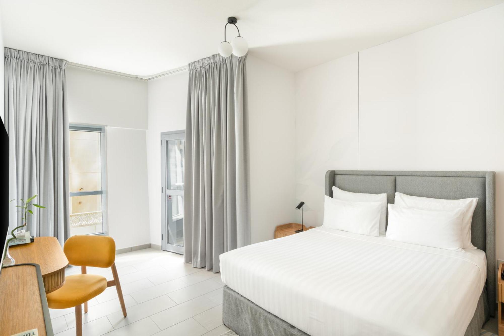 Citadines Metro Central Apartments Dubái Habitación foto
