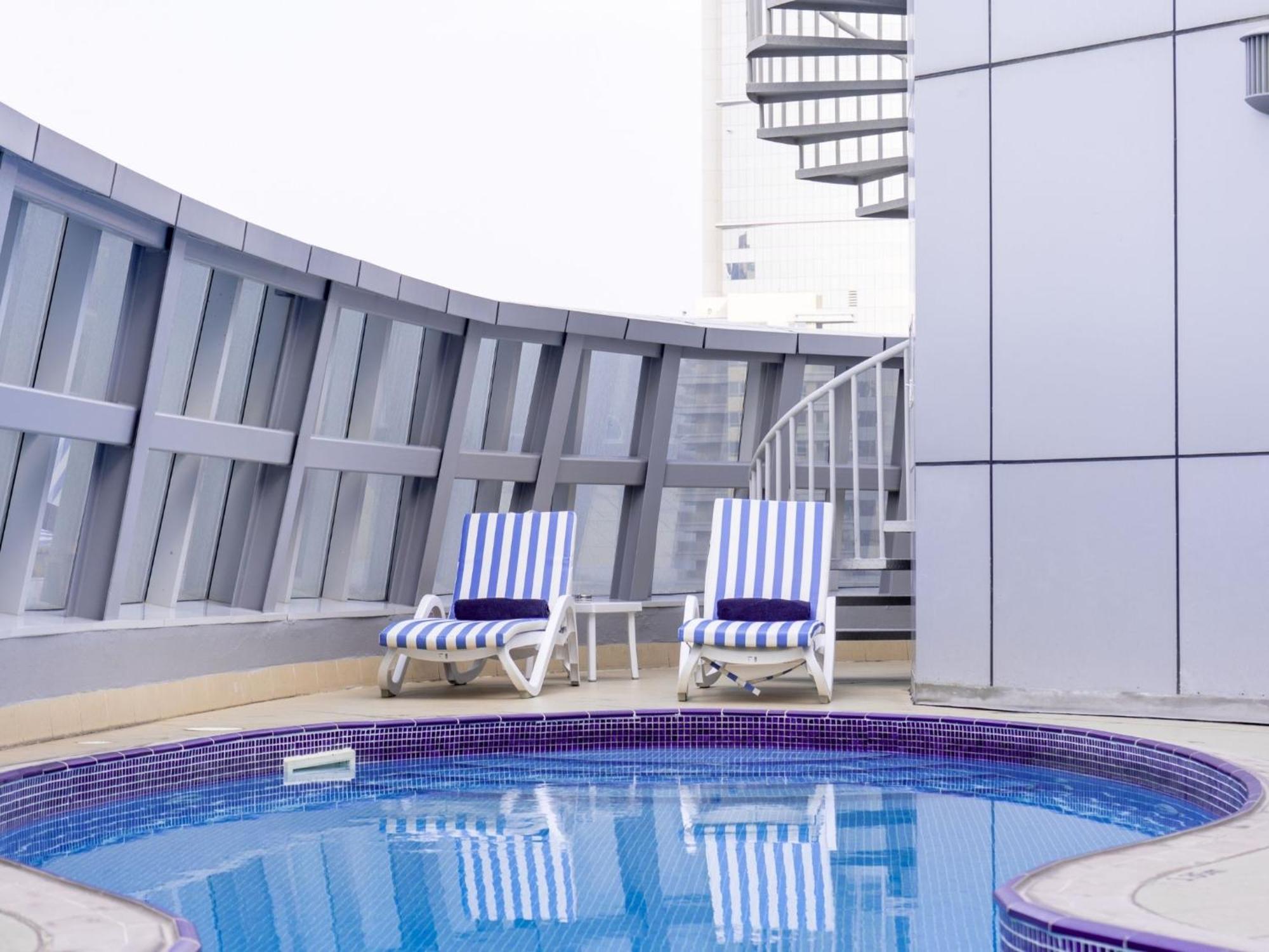 Citadines Metro Central Apartments Dubái Exterior foto